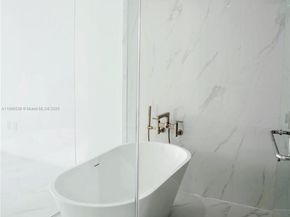 700 NE 24 th 5507, Miami FL 33137