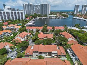 21150 Jib Ct J11, Aventura FL 33180