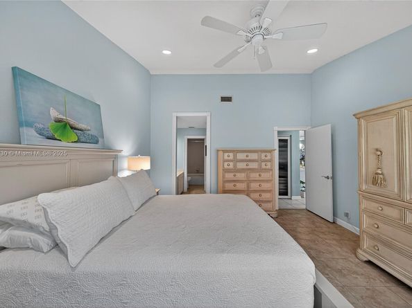21150 Jib Ct J11, Aventura FL 33180