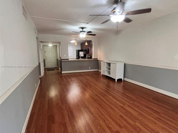 3250 NW 85th Ave 10, Coral Springs FL 33065