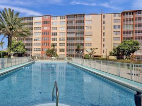 1780 NE 191st St 609, Miami FL 33179