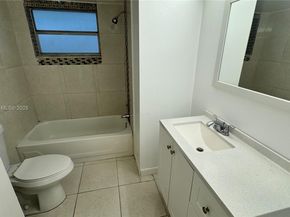 1780 NE 191st St 609, Miami FL 33179