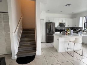 5946 Mustang Mnr, Davie FL 33314