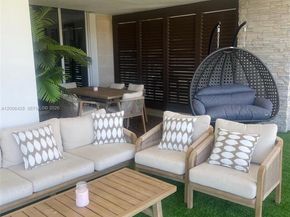 220 SE Mizner Blvd 321, Boca Raton FL 33432