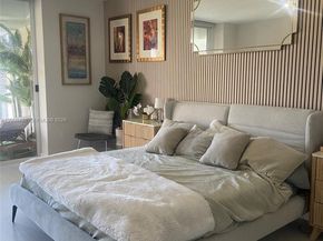 220 SE Mizner Blvd 321, Boca Raton FL 33432