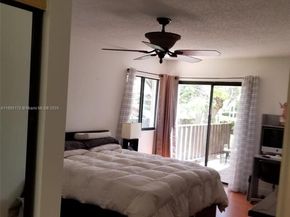 9535 SW 148th Ave Cir E, Miami FL 33196