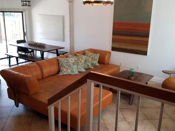 9535 SW 148th Ave Cir E, Miami FL 33196
