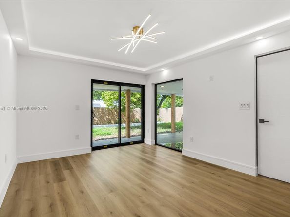 21032 SW 121st Ave, Miami FL 33177