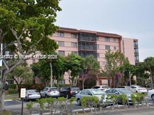 20850 San Simeon Way 3095, Miami FL 33179