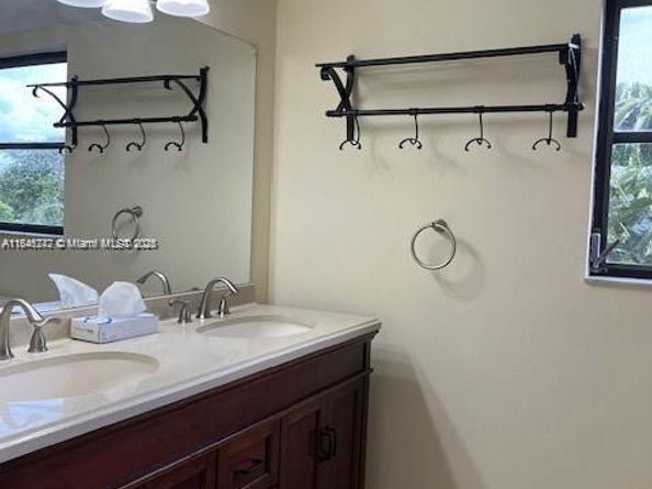 20850 San Simeon Way 3095, Miami FL 33179