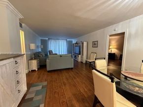 427 Golden Isles Dr 9G, Hallandale Beach FL 33009