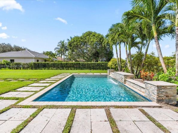 4074 SW 140th Ave, Davie FL 33330