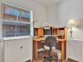 2861 Somerset Dr 211, Lauderdale Lakes FL 33311