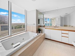 1643 Brickell Ave 1602, Miami FL 33129