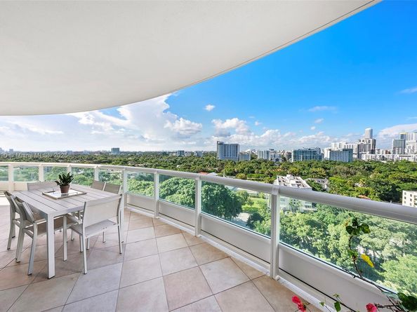 1643 Brickell Ave 1602, Miami FL 33129