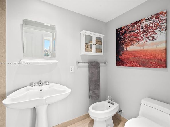 1643 Brickell Ave 1602, Miami FL 33129