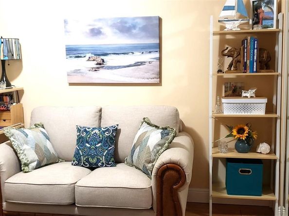 220 SW 9th Ave 301, Hallandale Beach FL 33009