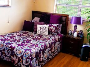 220 SW 9th Ave 301, Hallandale Beach FL 33009