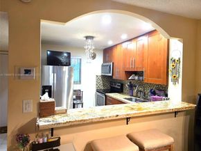 220 SW 9th Ave 301, Hallandale Beach FL 33009