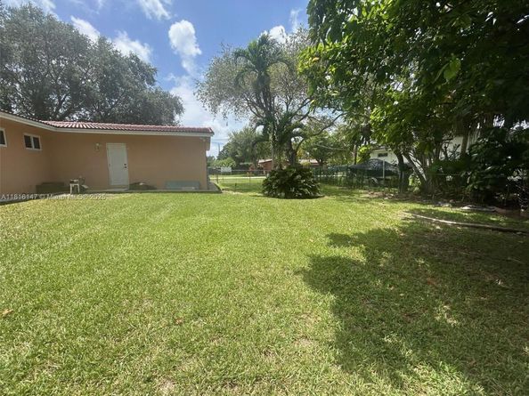 17221 SW 87th Ct, Palmetto Bay FL 33157
