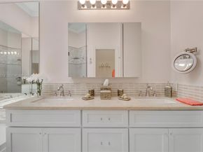 115 Winter Club Ct, Palm Beach Gardens FL 33410