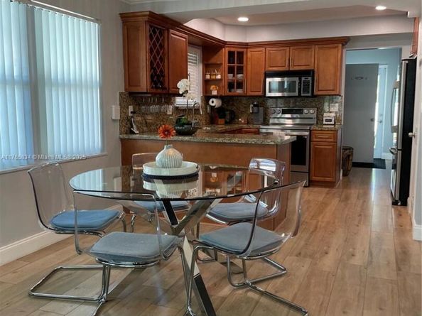1551 Madison St, Hollywood FL 33020