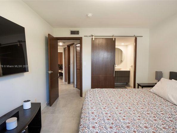 7150 Indian Creek Dr 206, Miami Beach FL 33141