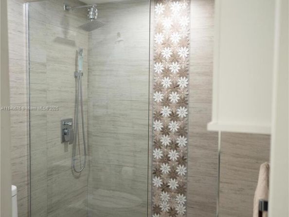 7150 Indian Creek Dr 206, Miami Beach FL 33141