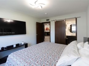 7150 Indian Creek Dr 206, Miami Beach FL 33141