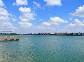 109 Lake Emerald Dr 304, Oakland Park FL 33309