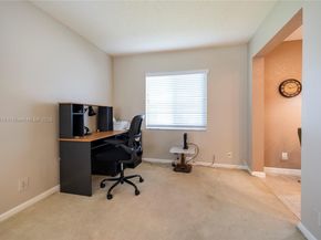 8544 N Campanelli Blvd, Plantation FL 33322