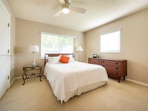 8544 N Campanelli Blvd, Plantation FL 33322