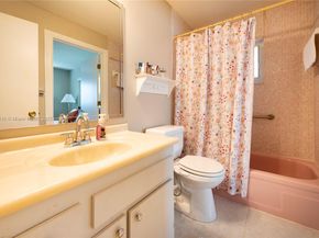 8544 N Campanelli Blvd, Plantation FL 33322