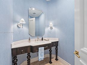 106 Commodore Dr, Jupiter FL 33477