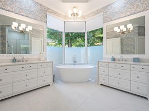106 Commodore Dr, Jupiter FL 33477