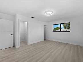 709 SW 4th Ct, Hallandale Beach FL 33009