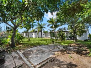 709 SW 4th Ct, Hallandale Beach FL 33009