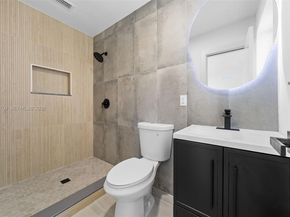 709 SW 4th Ct, Hallandale Beach FL 33009