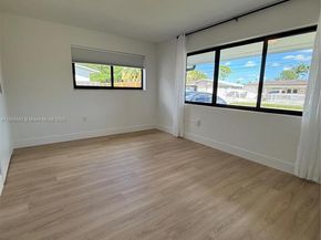 4850 SW 93rd Ct, Miami FL 33165