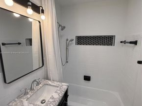 4850 SW 93rd Ct, Miami FL 33165