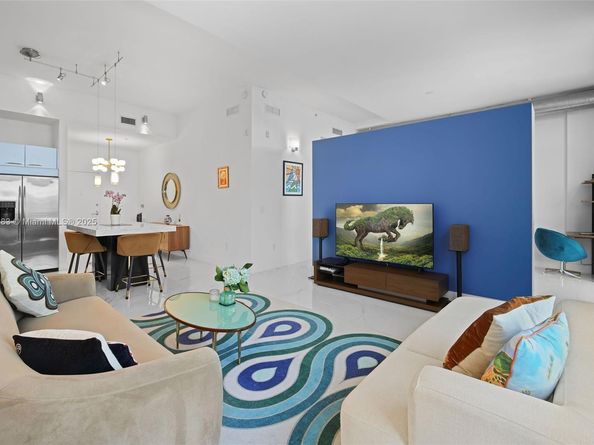 2001 Meridian Ave 528, Miami Beach FL 33139
