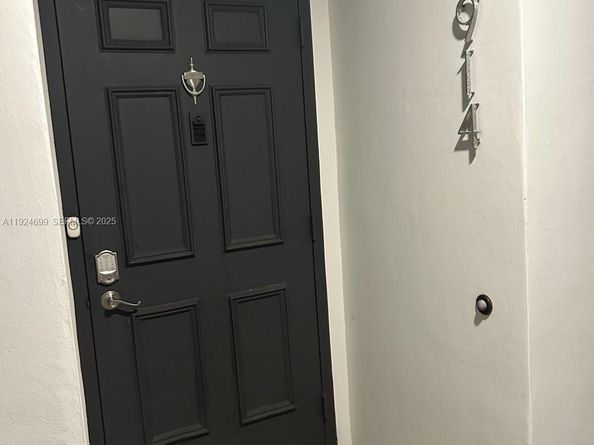 3100 NE 48th St 914, Fort Lauderdale FL 33308