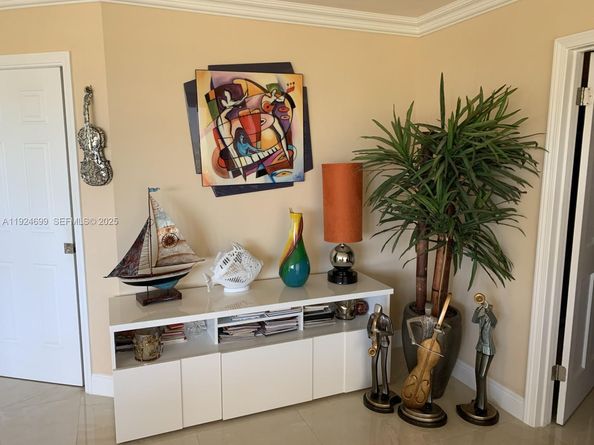 3100 NE 48th St 914, Fort Lauderdale FL 33308