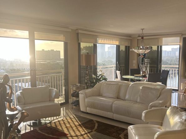 3100 NE 48th St 914, Fort Lauderdale FL 33308