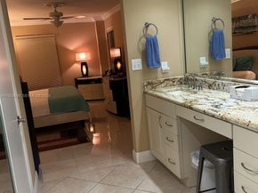 3100 NE 48th St 914, Fort Lauderdale FL 33308