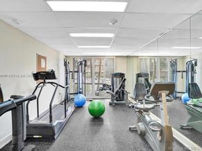 3100 NE 48th St 914, Fort Lauderdale FL 33308