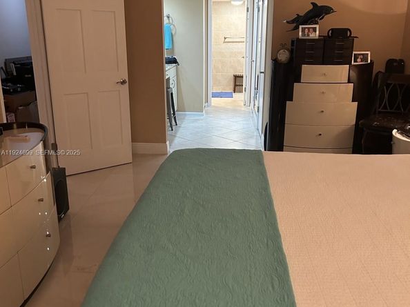 3100 NE 48th St 914, Fort Lauderdale FL 33308