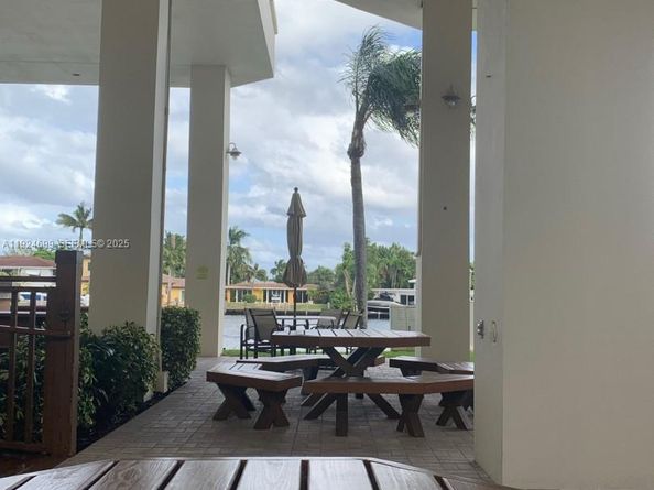 3100 NE 48th St 914, Fort Lauderdale FL 33308