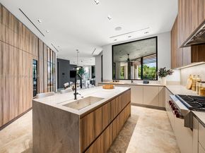 6690 SW 96th St, Pinecrest FL 33156