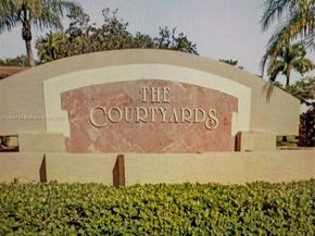 15827 SW 12th St, Pembroke Pines FL 33027
